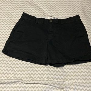 Black Old Navy shorts size 4